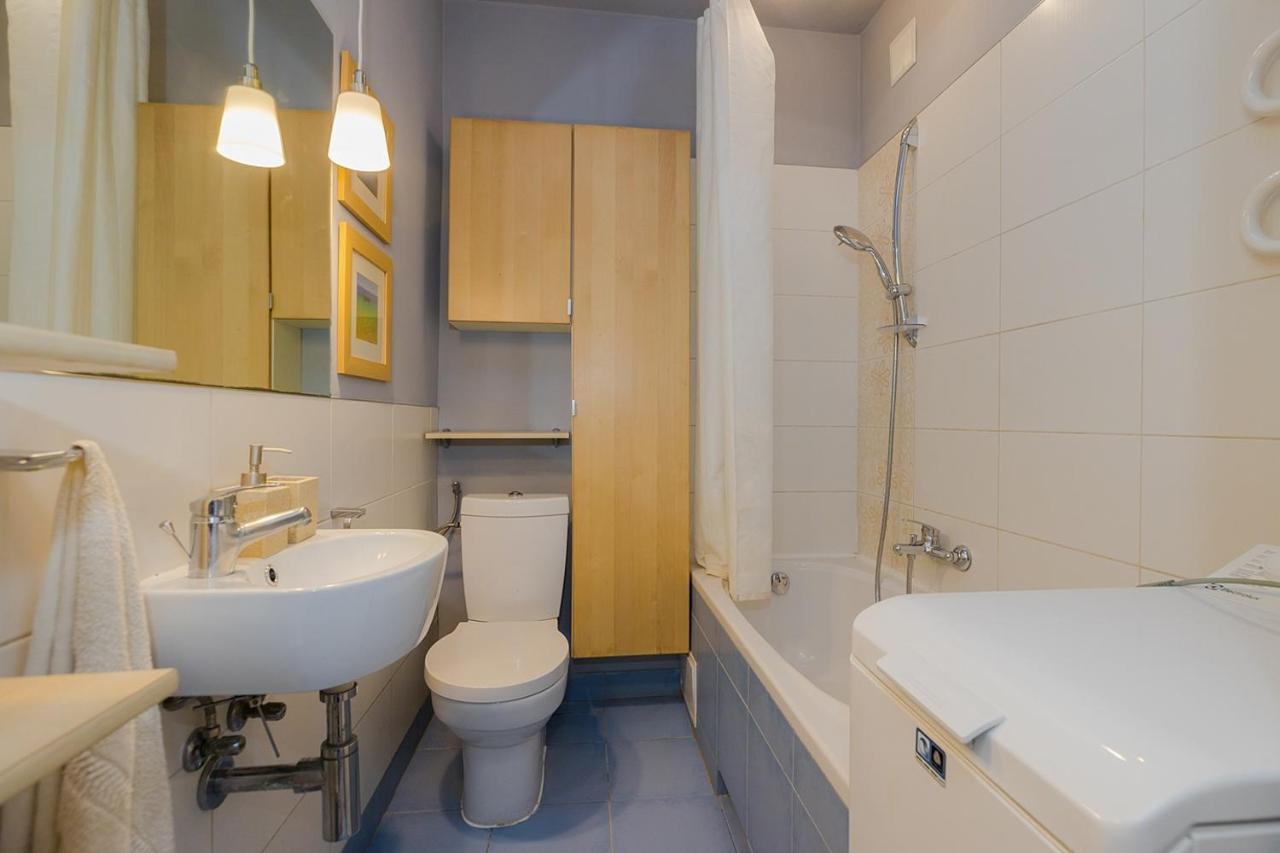 Stay With Friends In Warsaw Ngoại thất bức ảnh
