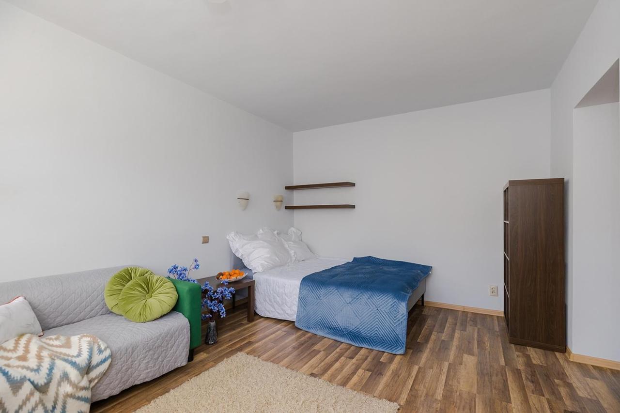 Stay With Friends In Warsaw Ngoại thất bức ảnh