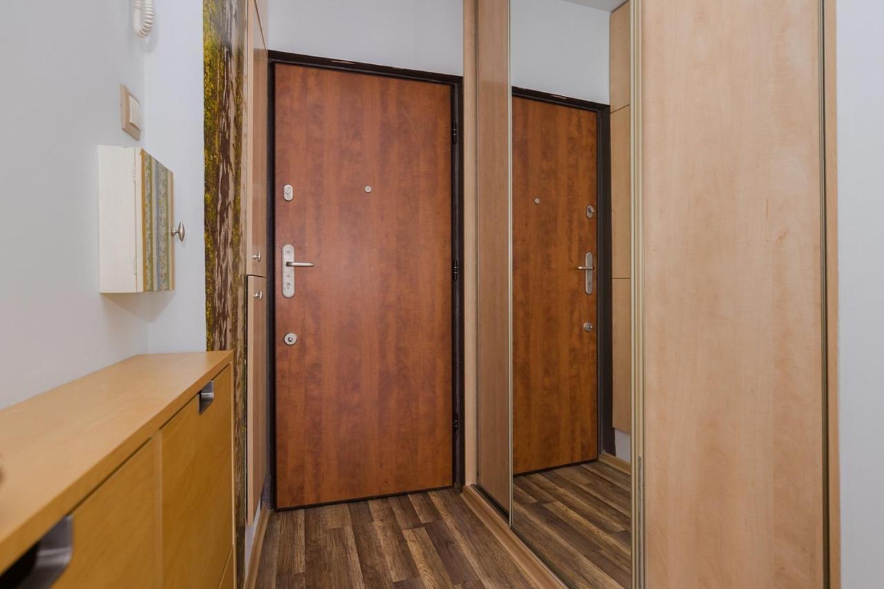 Stay With Friends In Warsaw Ngoại thất bức ảnh